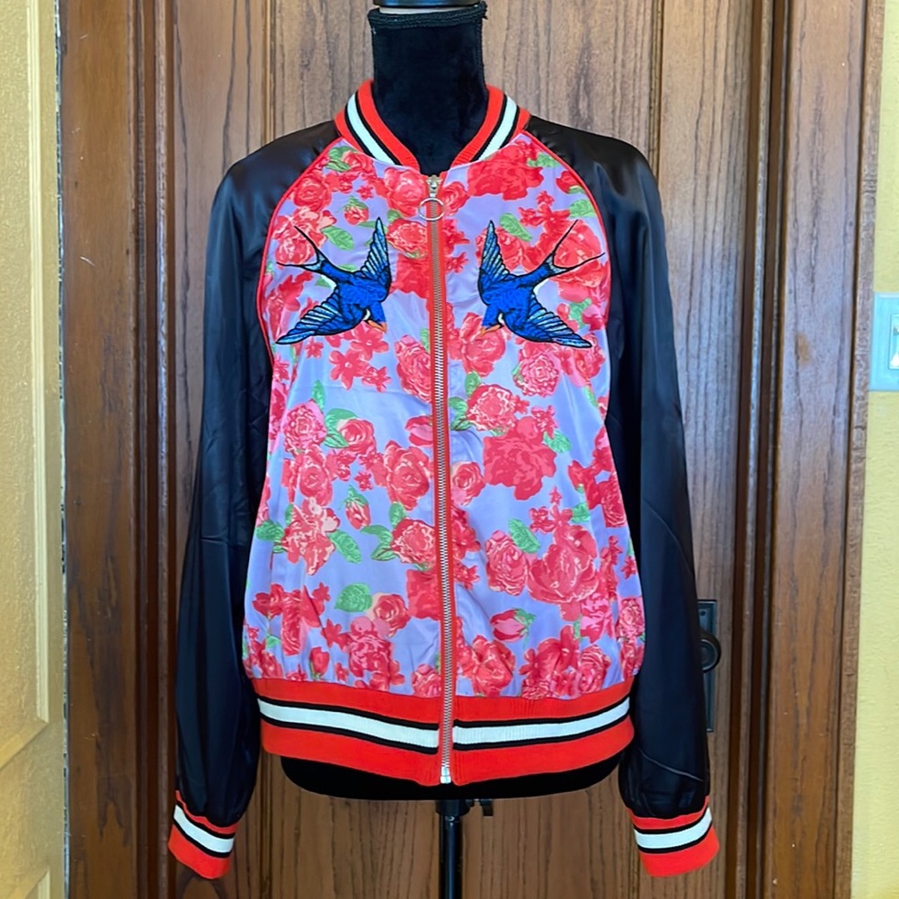 NWOT Silence + Noise Embroidered Bomber Jacket Size Medium